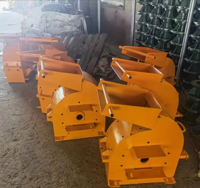 Small crushers in the Machen Machinery workshop